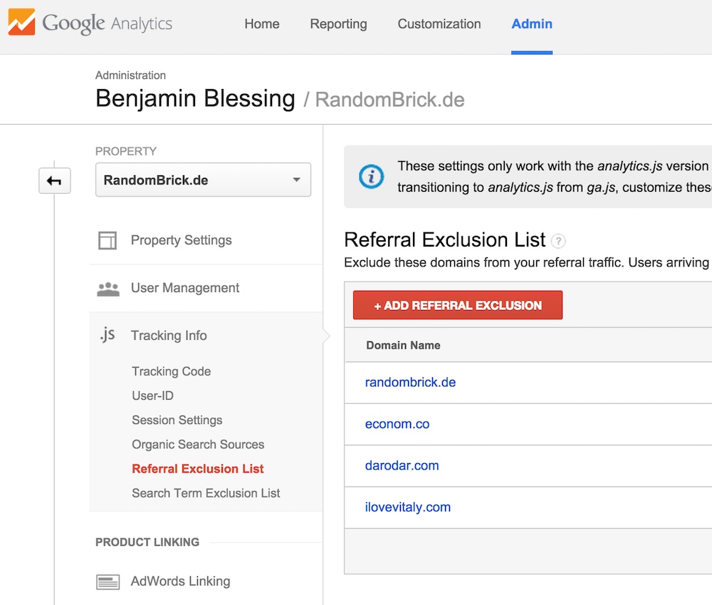 Die Referral Exclusion List enthält automatisch den eigenen Domainnamen (Bild: Screenshot Google Analytics).