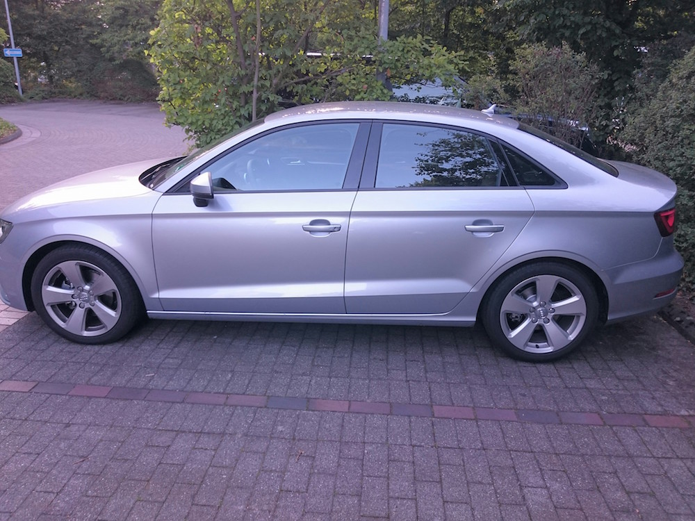 Seitenansicht der Audi A3 Limousine (Bild: Benjamin Blessing).