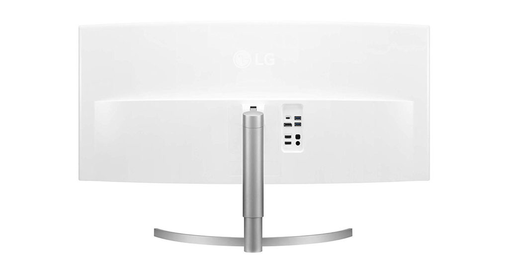 Anschlüsse auf der Rückseite des LG 38WK95C