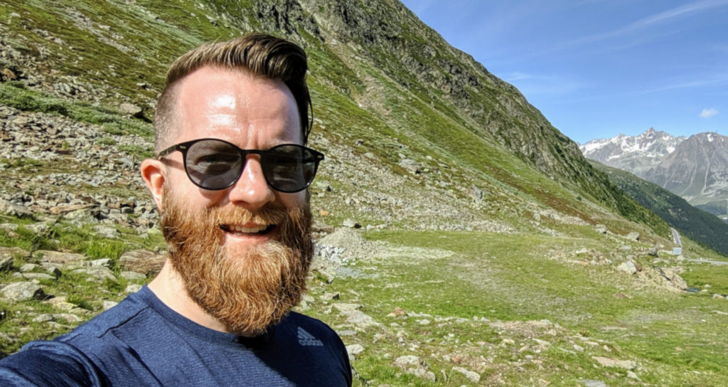 Bart glätten, Glättbürste, Glätteisen